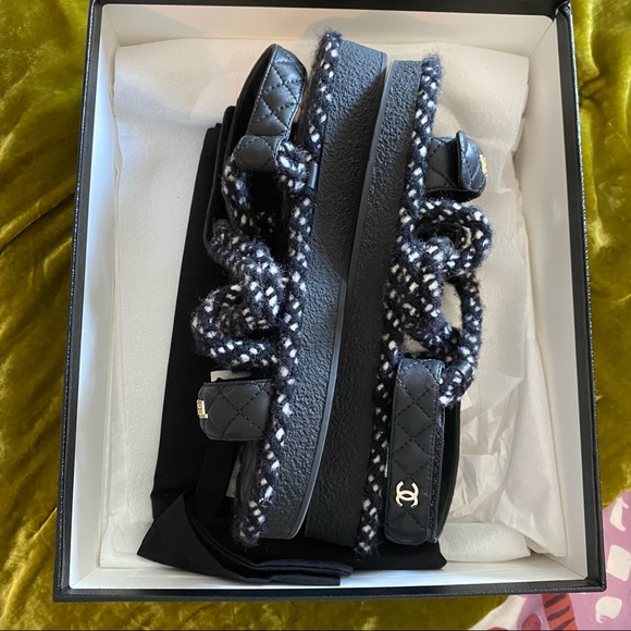 Chanel Sandals SZ 39 black 100%auth - Picture 10 of 15